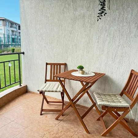 Lägenhet Mayana Appartament